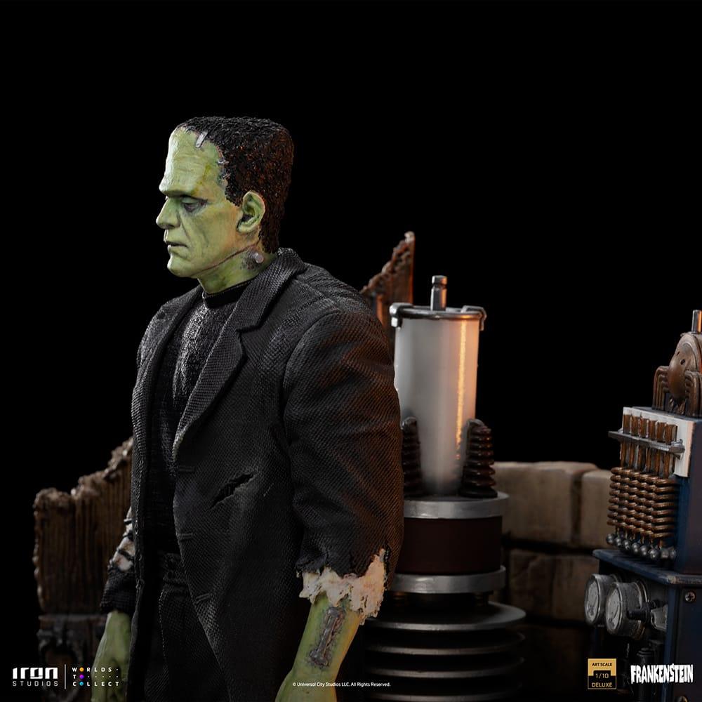 IRO52458 Universal Monsters - Frankenstein Deluxe 1:10 Scale Statue - Iron Studios - Titan Pop Culture