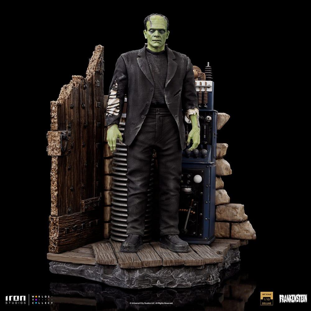 IRO52458 Universal Monsters - Frankenstein Deluxe 1:10 Scale Statue - Iron Studios - Titan Pop Culture