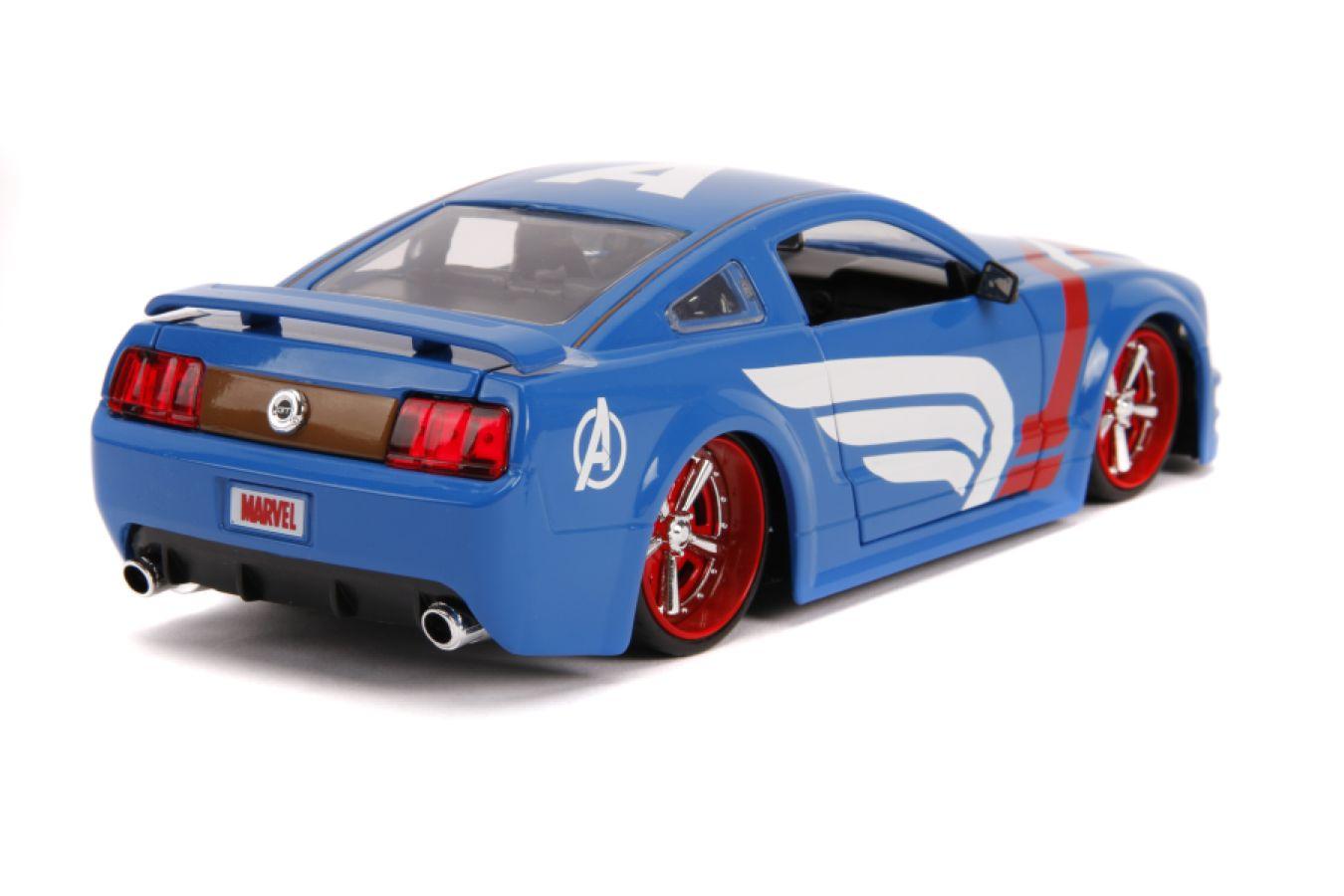 JAD31187 Marvel Comics - Captain America 2006 Ford Mustang GT 1:24 Scale Hollywood Ride - Jada Toys - Titan Pop Culture