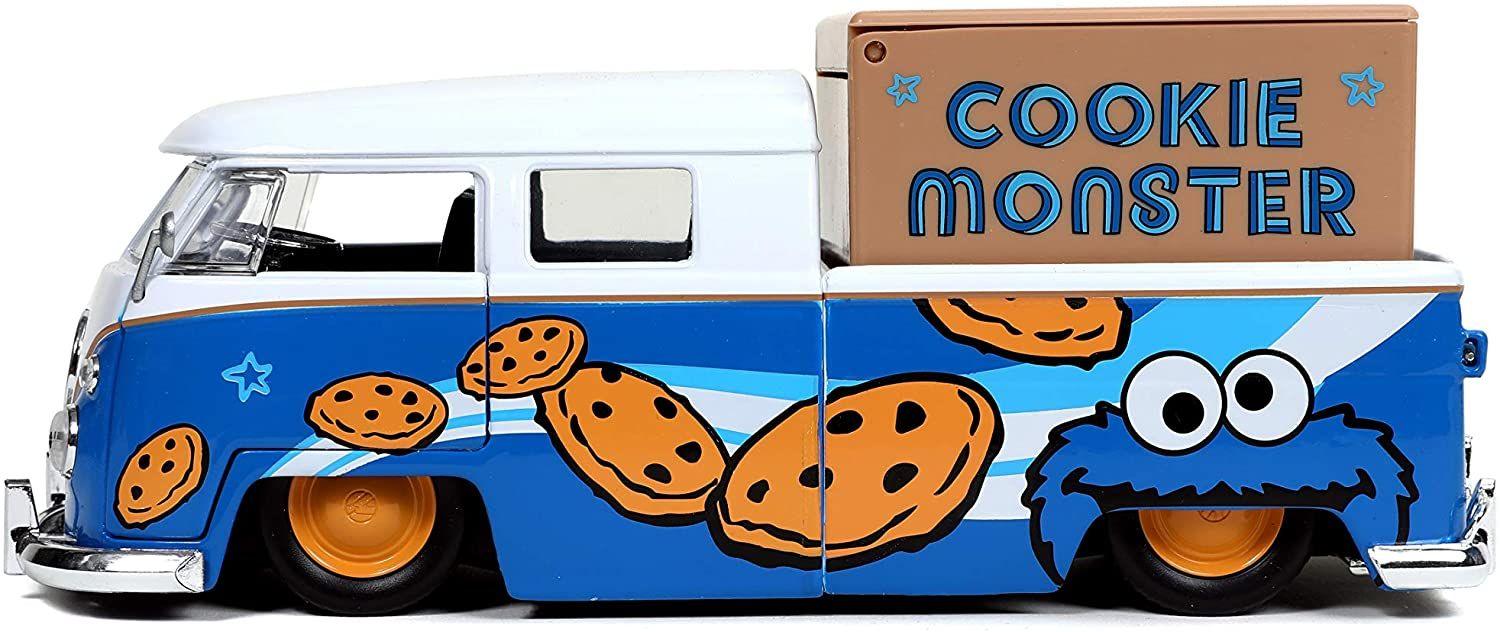 JAD31751 Sesame Street - '63 VW Bus w/Cookie Monster 1:24 Scale Hollywood Ride - Jada Toys - Titan Pop Culture