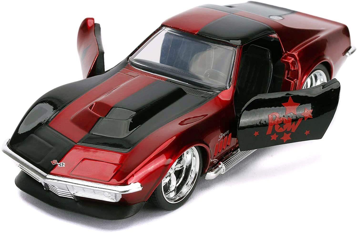 JAD32095 DC Comics - 1969 Corvette Stingray Harley Quinn 1:32 Scale Hollywood Ride - Jada Toys - Titan Pop Culture