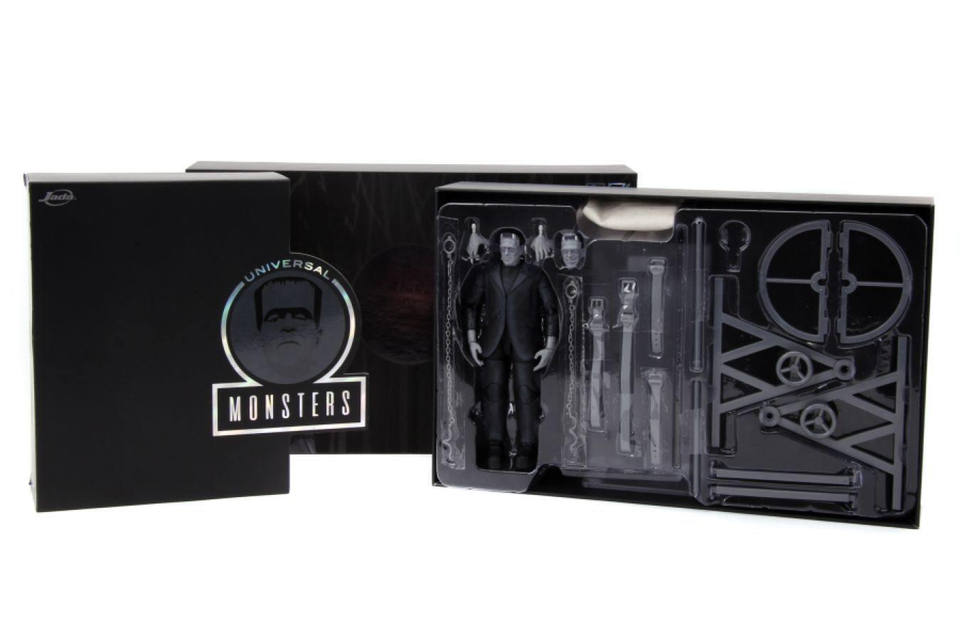 JAD32676 Universal Monsters - Frankenstein Deluxe Box Set - NECA - Titan Pop Culture