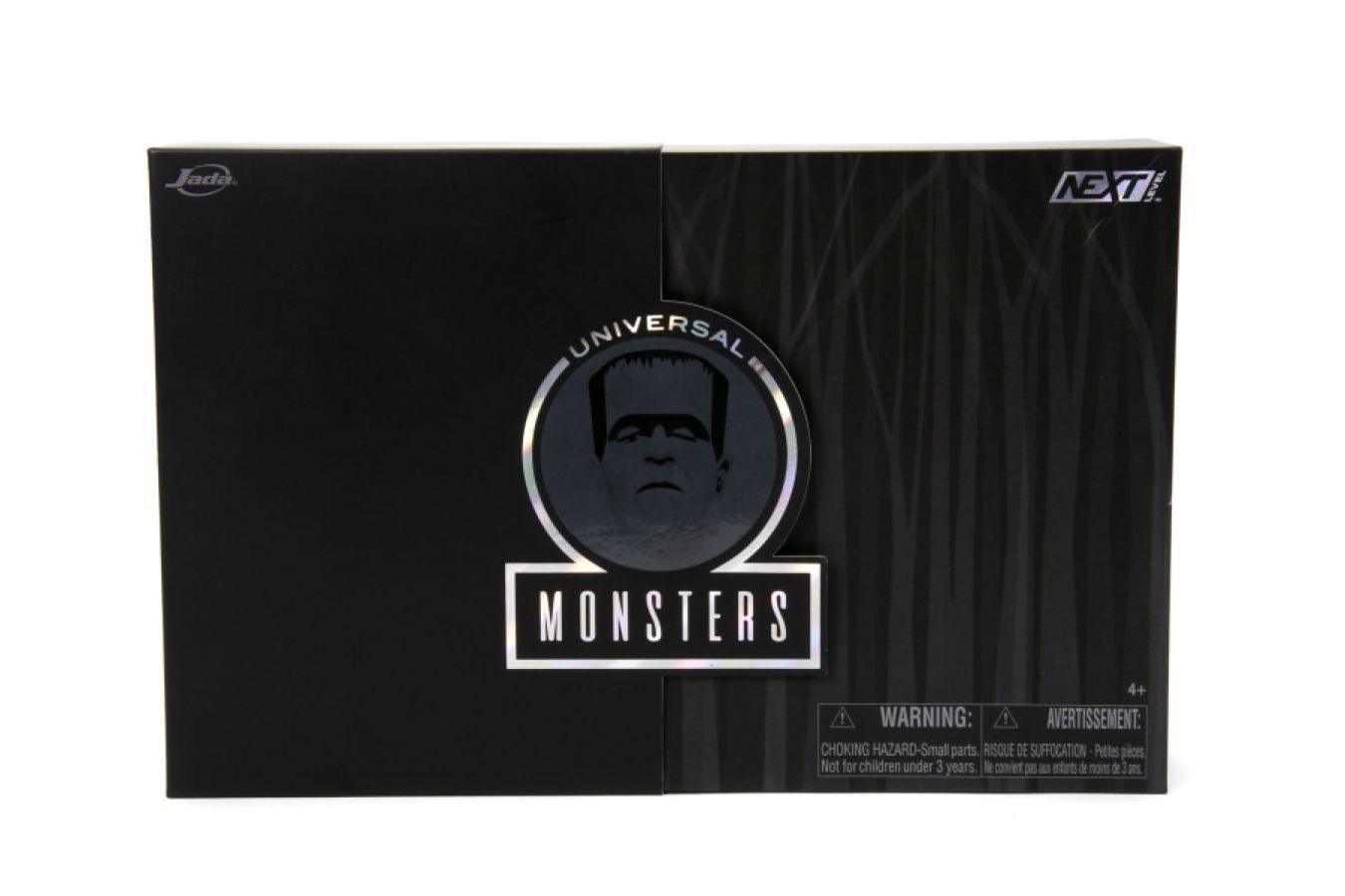 JAD32676 Universal Monsters - Frankenstein Deluxe Box Set - NECA - Titan Pop Culture