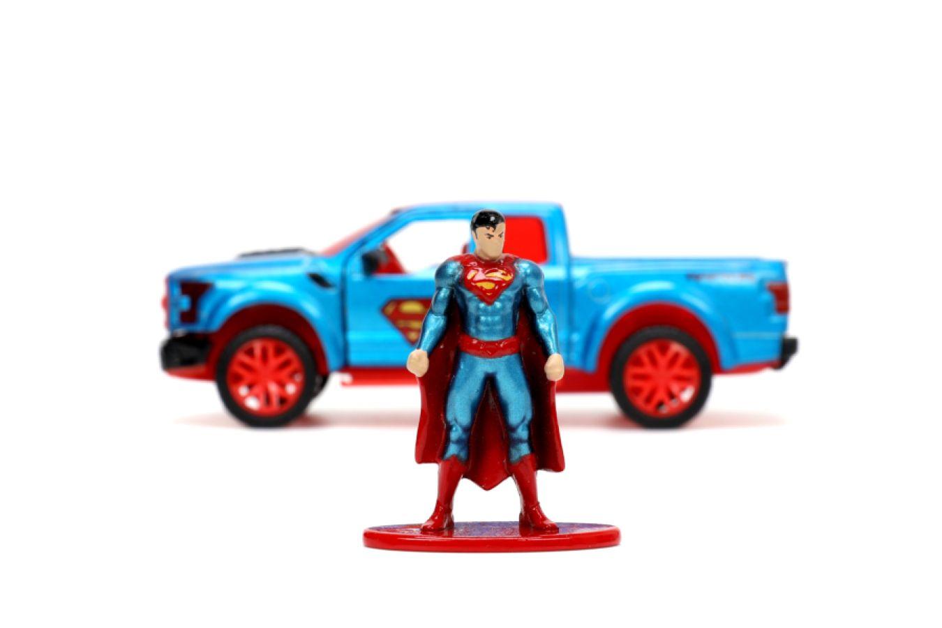 JAD33092 DC - 2017 Ford F-150 Raptor W/Superman 1:32 Scale - Jada Toys - Titan Pop Culture