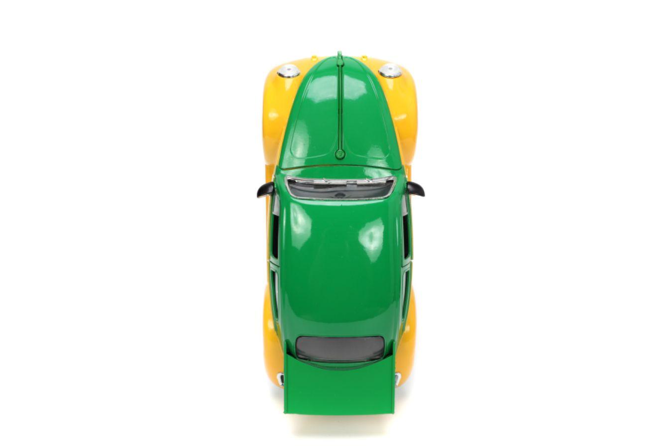 JAD33741 Teenage Mutant Ninja Turtles (TV 1987) - VW Beetle with Michelangelo 1:24 Scale - Jada Toys - Titan Pop Culture