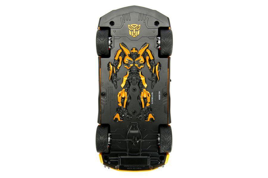 JAD98404 Transformers 5: The Last Knight - Bumblebee ChevyCamaro 1:24 Scale Hollywood Ride with Medallion - Jada Toys - Titan Pop Culture