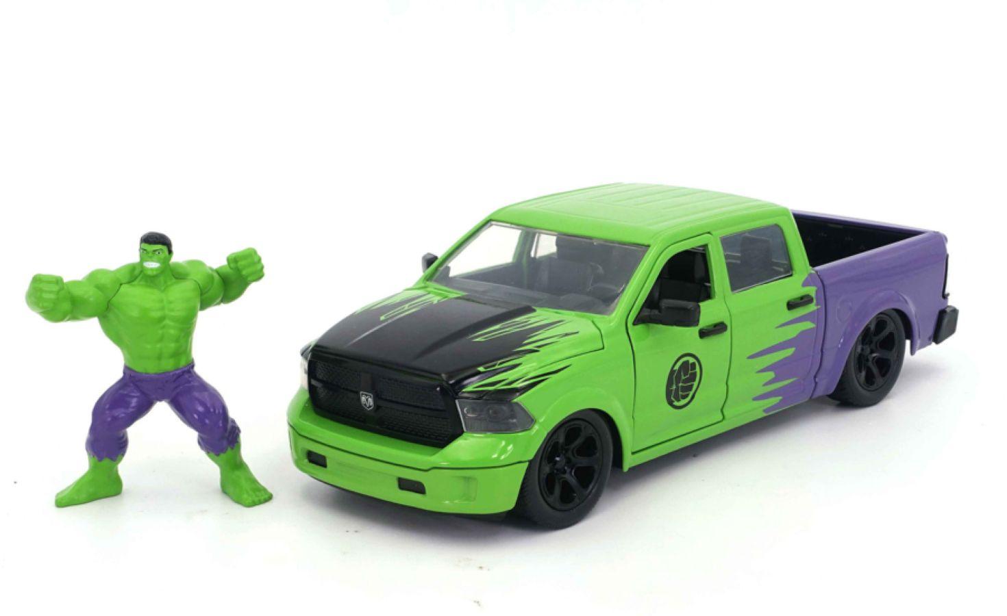 JAD99726 Marvel Comics - 2014 Dodge Ram 1500 1:32 Scale Hollywood Rides with Hulk Set - Jada Toys - Titan Pop Culture