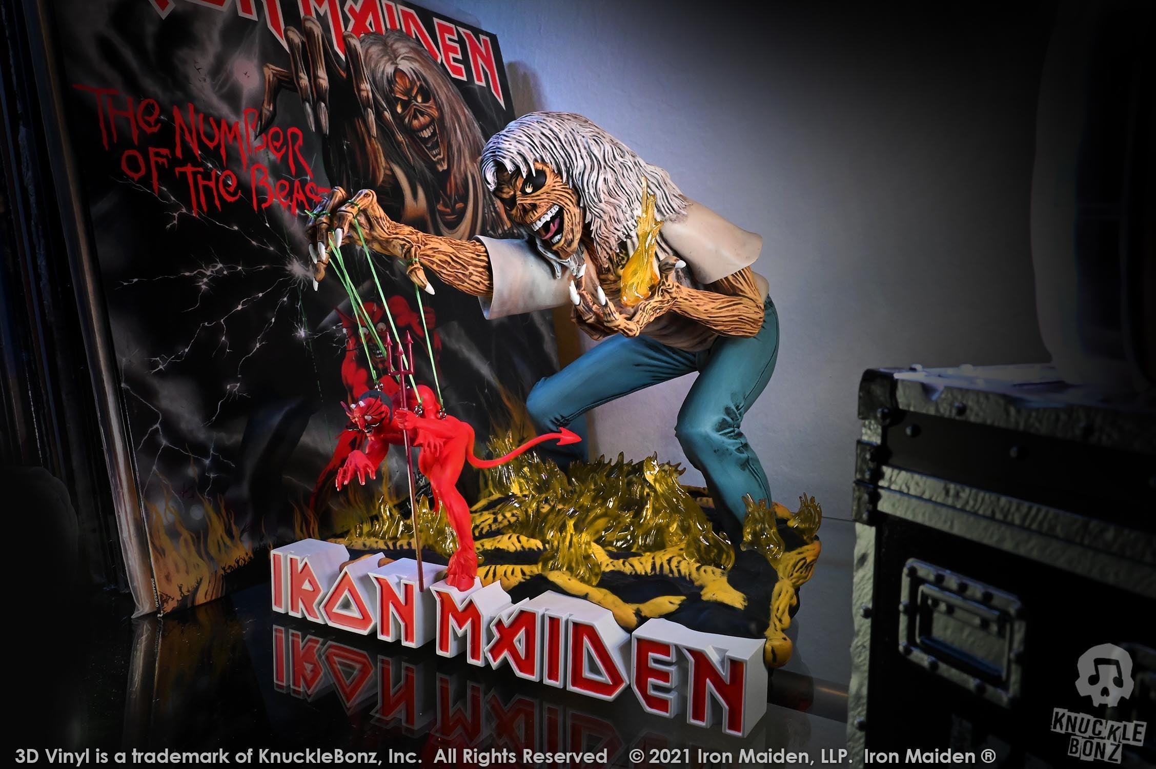 KNUIRONMAIDEN100 Iron Maiden - Number of the Beast Statue - KnuckleBonz - Titan Pop Culture