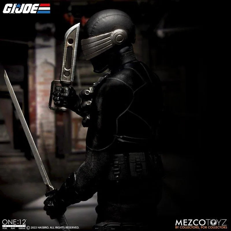 MEZ76391 G.I. Joe - Snake Eyes Dlx One:12 Collective Action Figure - Mezco Toyz - Titan Pop Culture