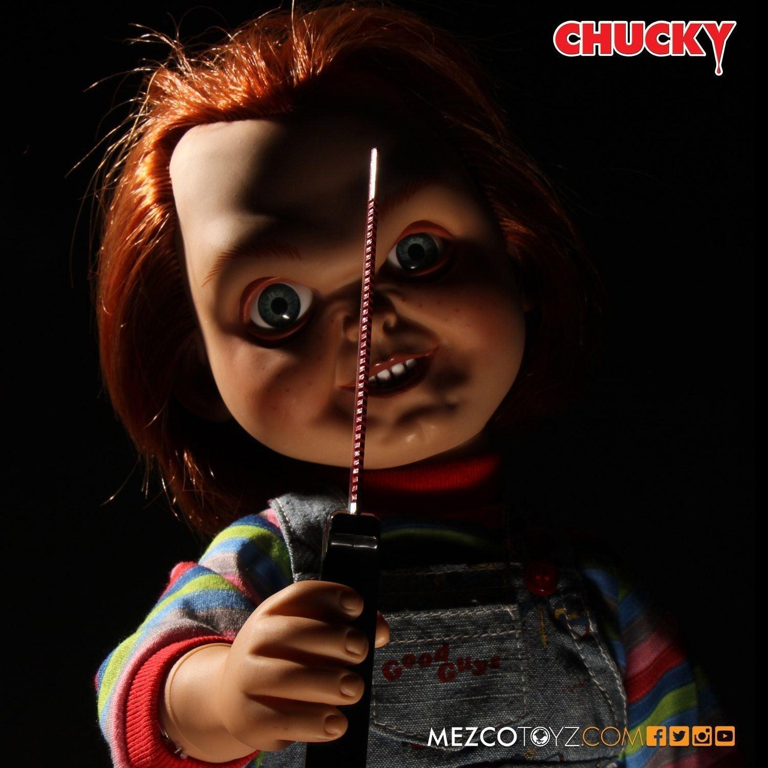 MEZ78002 Child's Play - Chucky 15" Good Guy Action Figure with Sound - Mezco Toyz - Titan Pop Culture