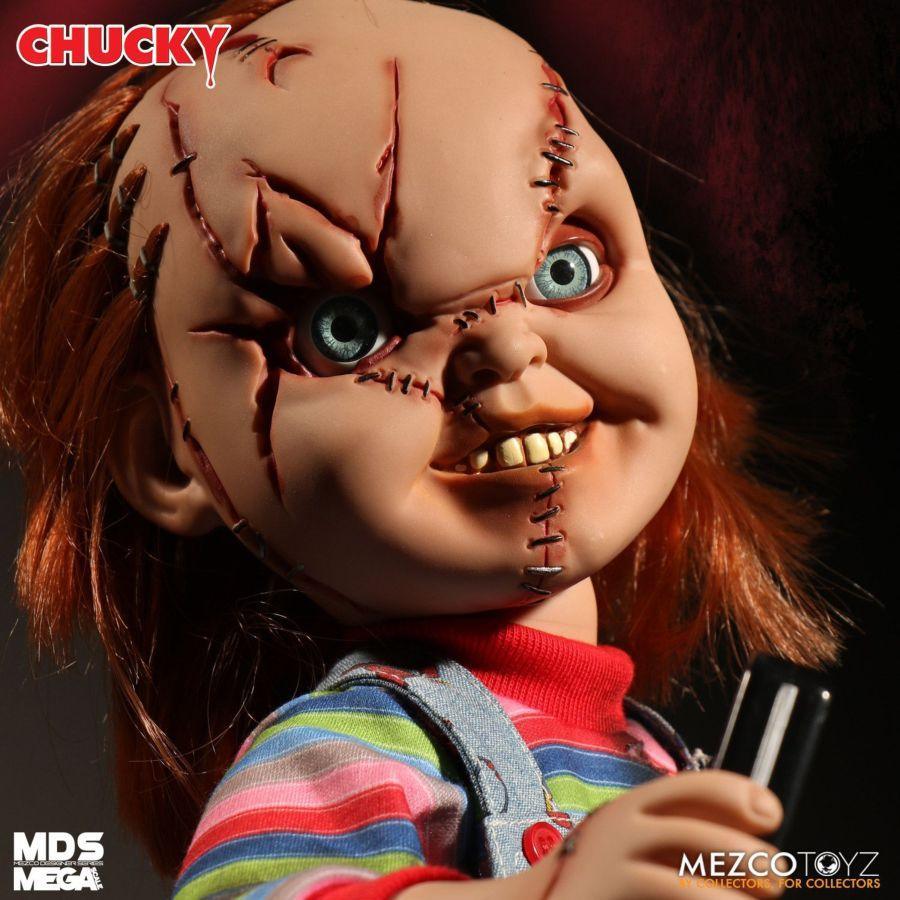 MEZ78003 Child's Play - Chucky 15" Talking Action Figure - Mezco Toyz - Titan Pop Culture