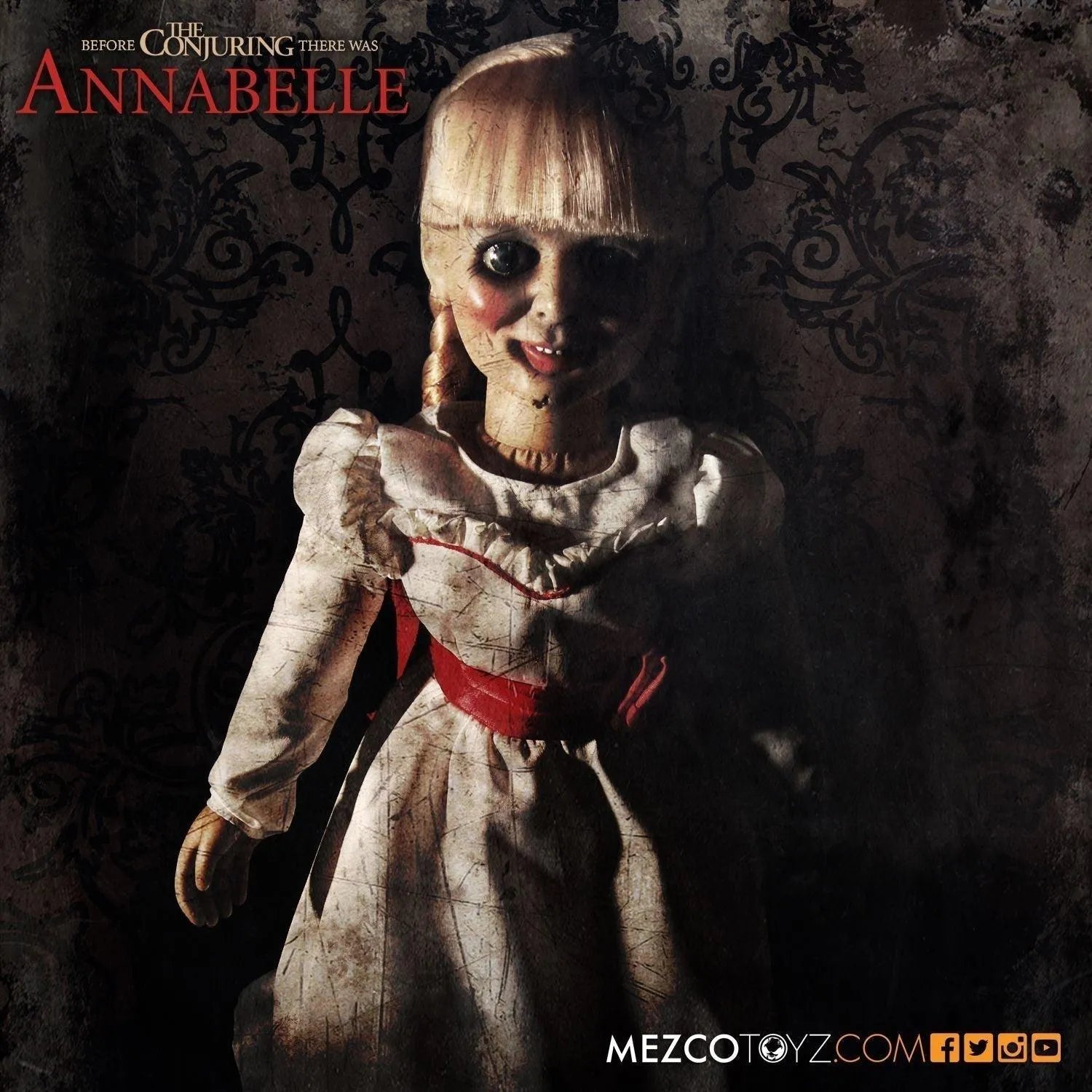 MEZ90500 The Conjuring - Annabelle Prop Replica Doll - Mezco Toyz - Titan Pop Culture