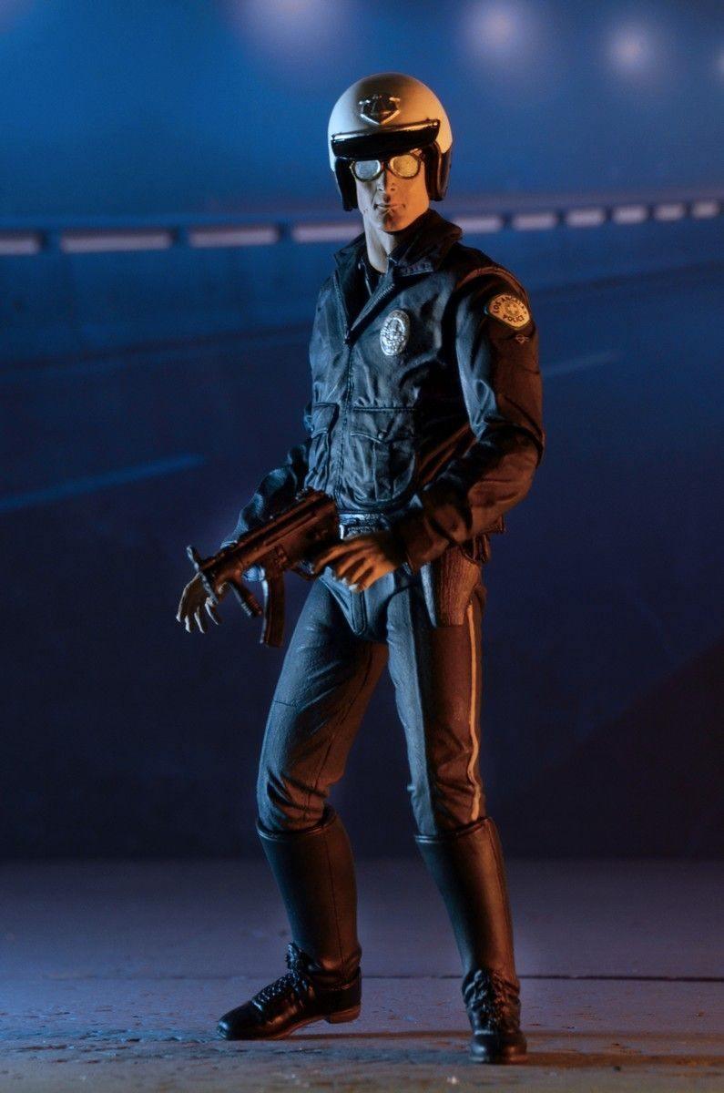 NEC51914 Terminator 2: Judgement Day - T-1000 (Motorcycle Cop) 7" Action Figure - NECA - Titan Pop Culture