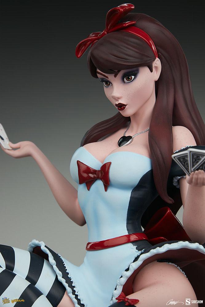 SID2005062 Fairytale Fantasies - Alice in Wonderland Game of Hearts Statue - Sideshow Collectibles - Titan Pop Culture