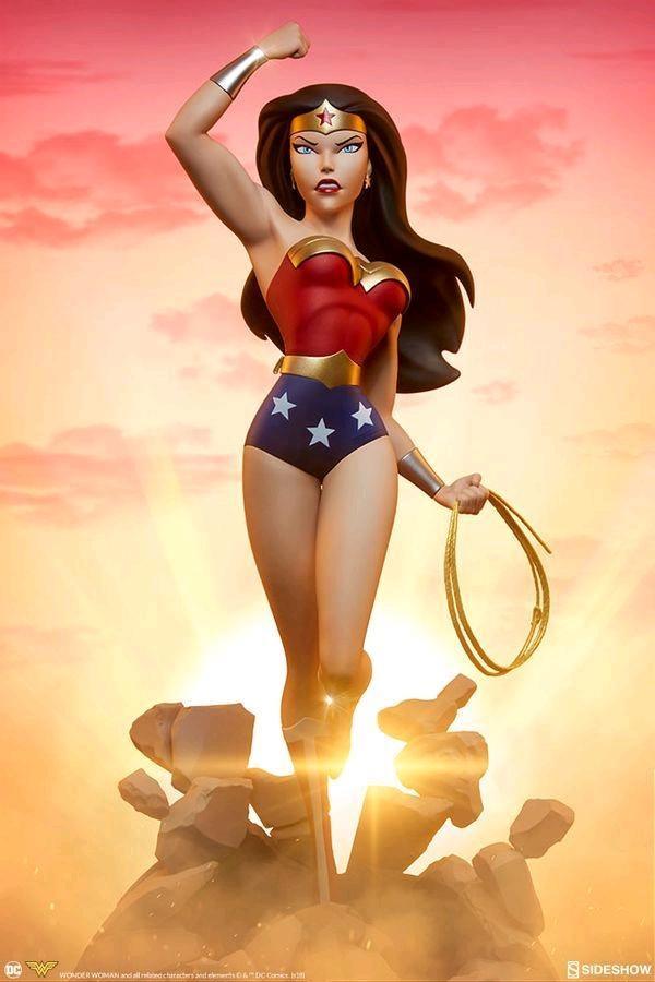 SID200544 JLA - Wonder Woman Statue - Sideshow Collectibles - Titan Pop Culture