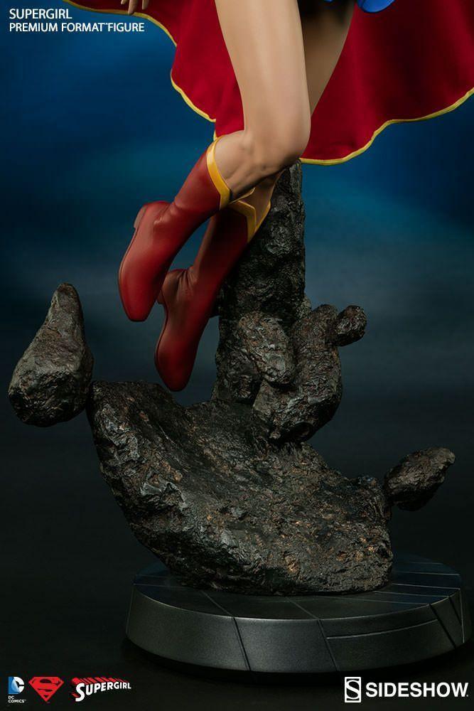 SID300264 Superman - Supergirl Premium Format 1:4 Scale Statue - Sideshow Collectibles - Titan Pop Culture