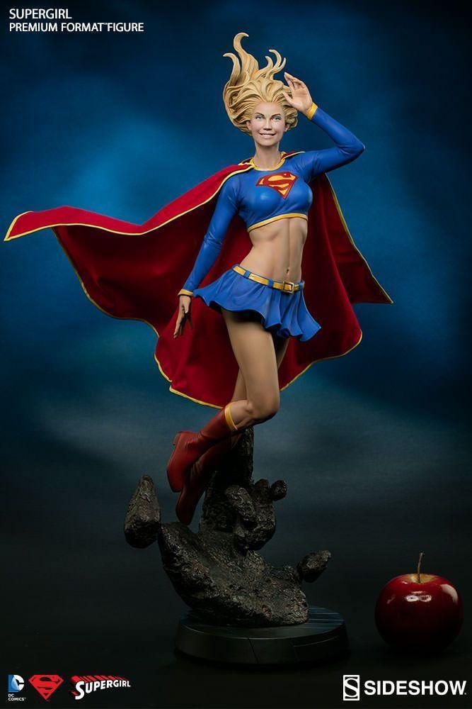 SID300264 Superman - Supergirl Premium Format 1:4 Scale Statue - Sideshow Collectibles - Titan Pop Culture