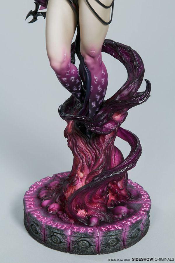 SID300757 Sideshow Originals - Dark Sorceress Statue - Iron Studios - Titan Pop Culture