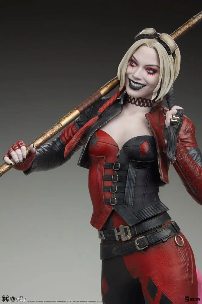 SID300818 The Suicide Squad - Harley Quinn Premium Format Statue - Sideshow Collectibles - Titan Pop Culture