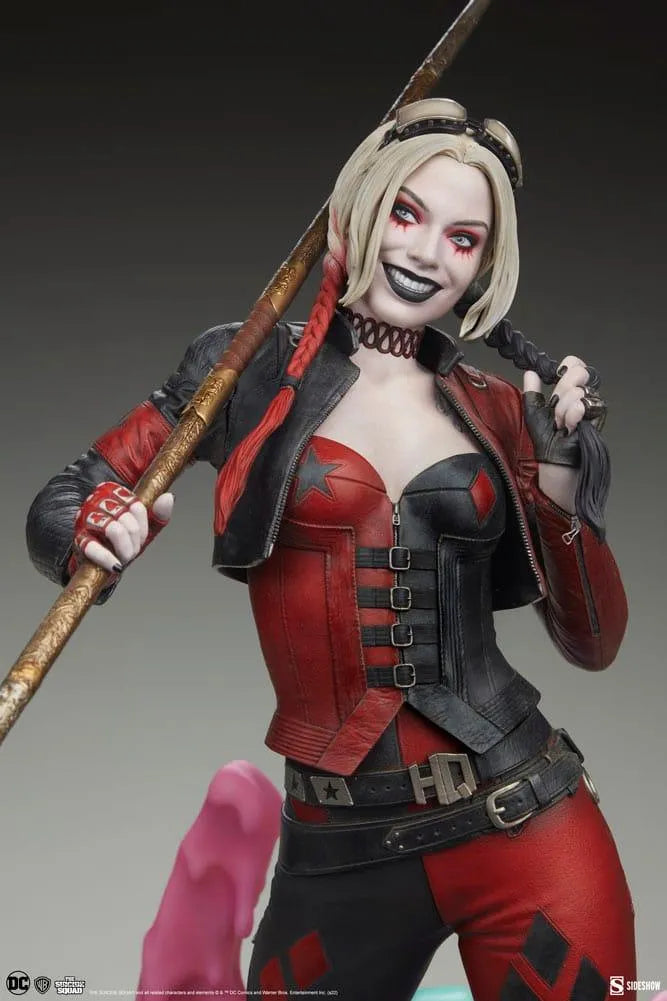 SID300818 The Suicide Squad - Harley Quinn Premium Format Statue - Sideshow Collectibles - Titan Pop Culture