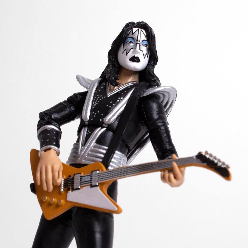 TLSBAKISPAWB01 Kiss - The Spaceman (Ace Frehley) BST AXN 5'' Action Figure - The Loyal Subjects - Titan Pop Culture