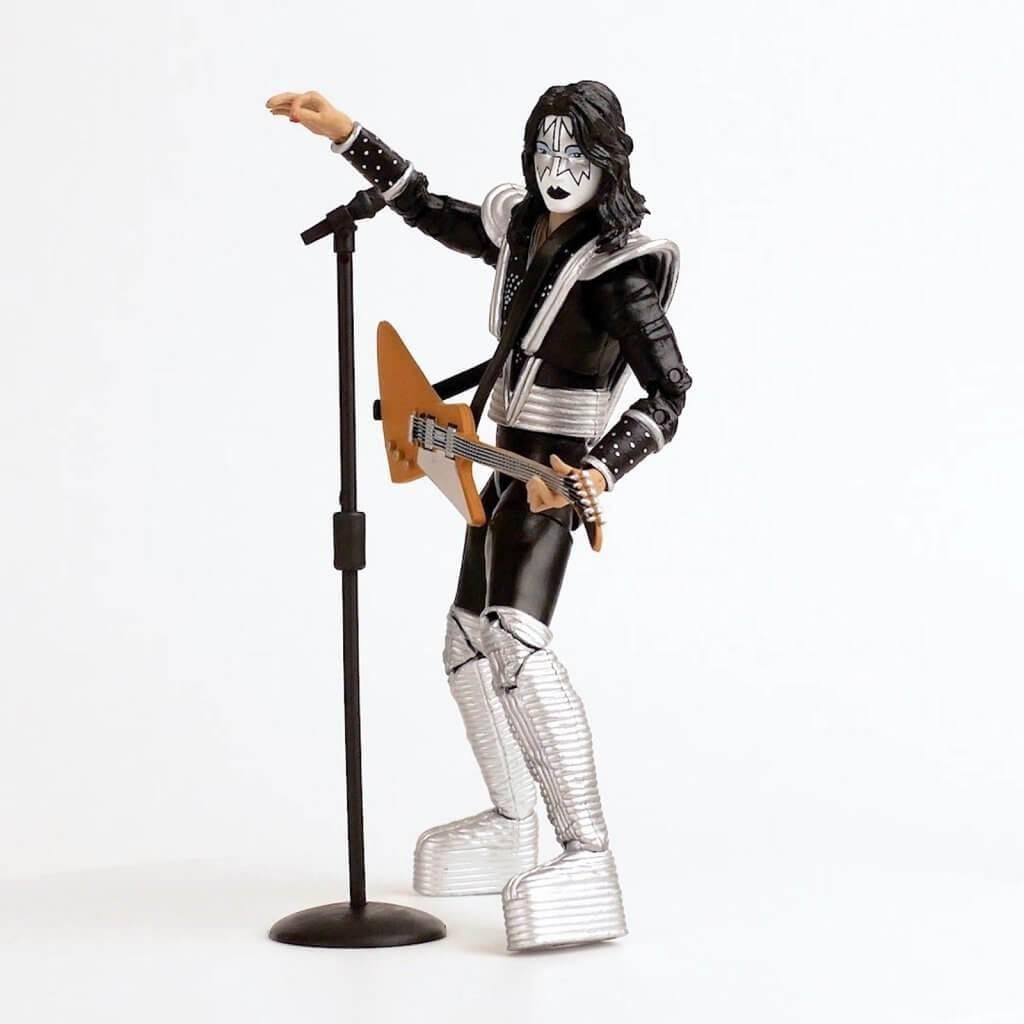 TLSBAKISPAWB01 Kiss - The Spaceman (Ace Frehley) BST AXN 5'' Action Figure - The Loyal Subjects - Titan Pop Culture