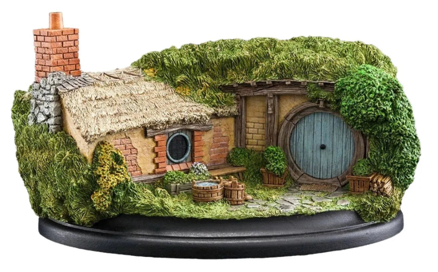 WET01533 The Hobbit - #35 Bagshot Row Hobbit Hole Diorama - Weta Workshop - Titan Pop Culture